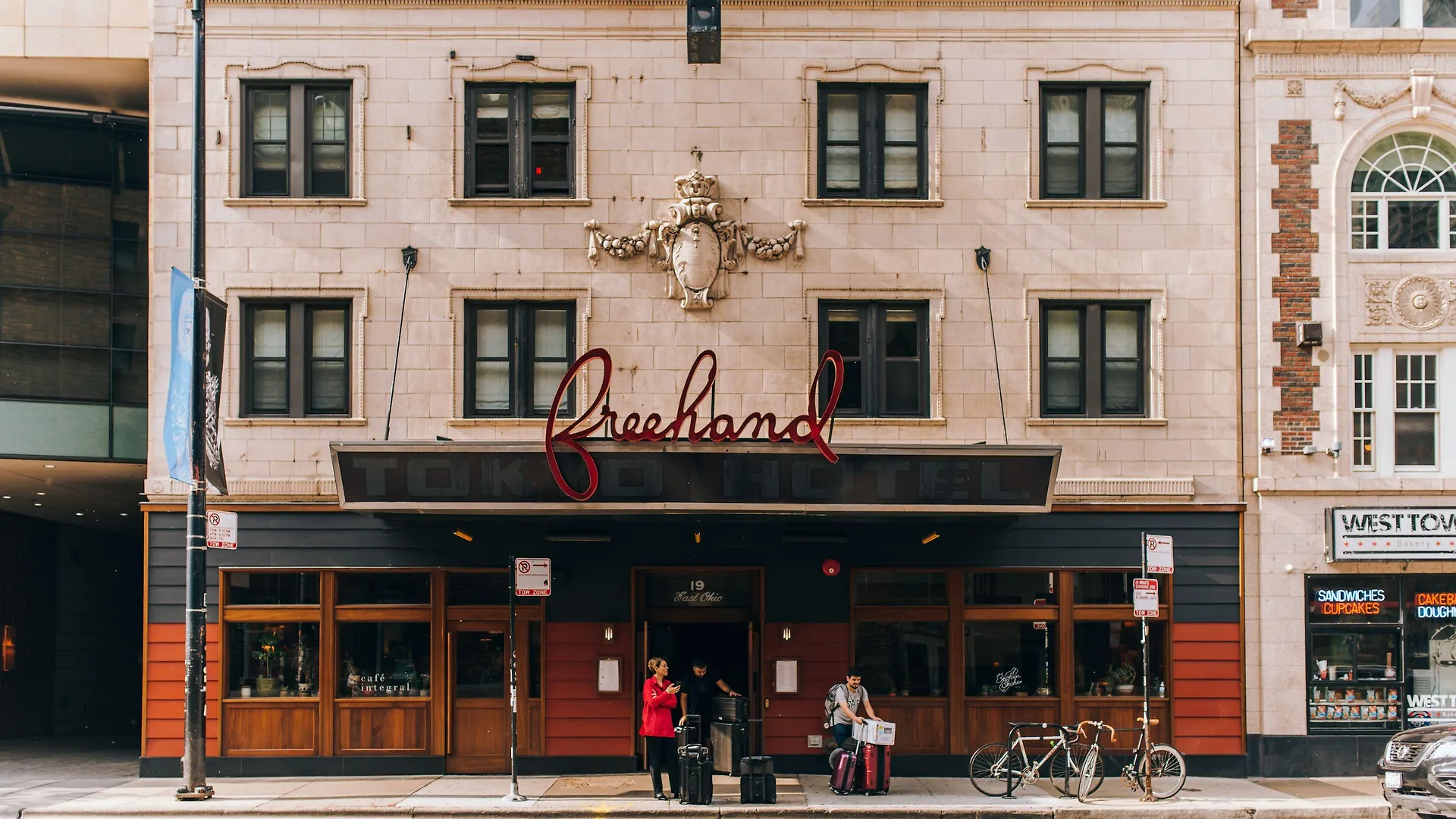 6 Hoteles de Diseño Excepcional Cerca de The Merchandise Mart en Chicago