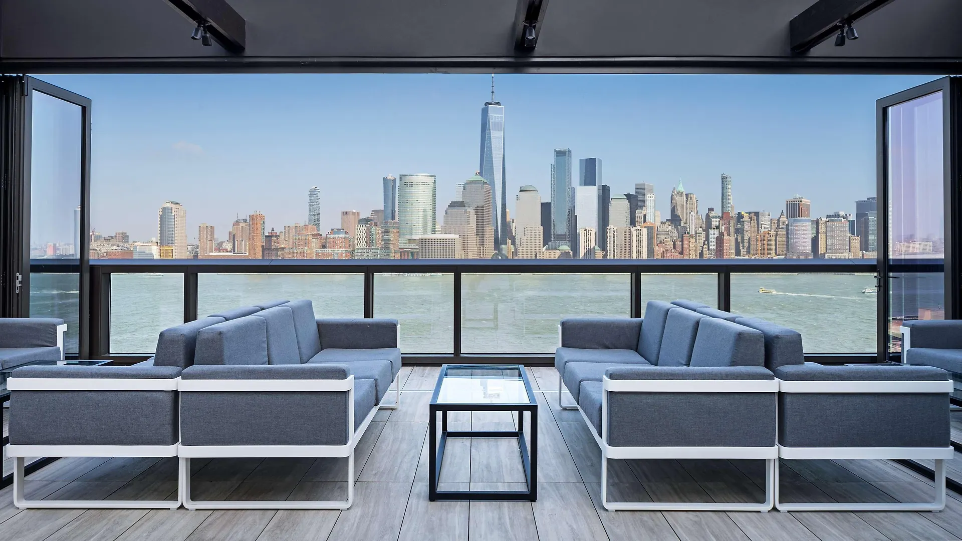 4 Hoteles de 4 Estrellas Cerca de One World Observatory NY