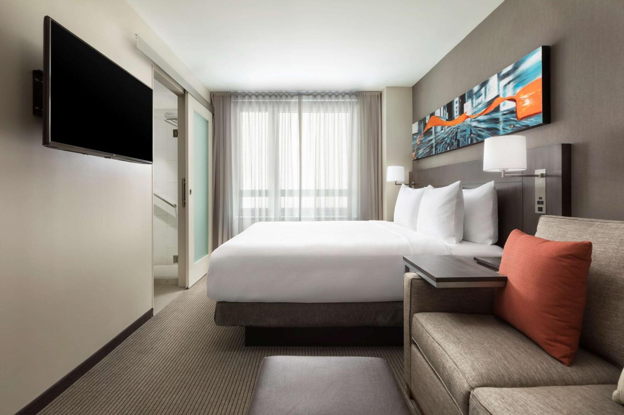 13 Hoteles 4 Estrellas en Manhattan: Guía de Reserva Comparada